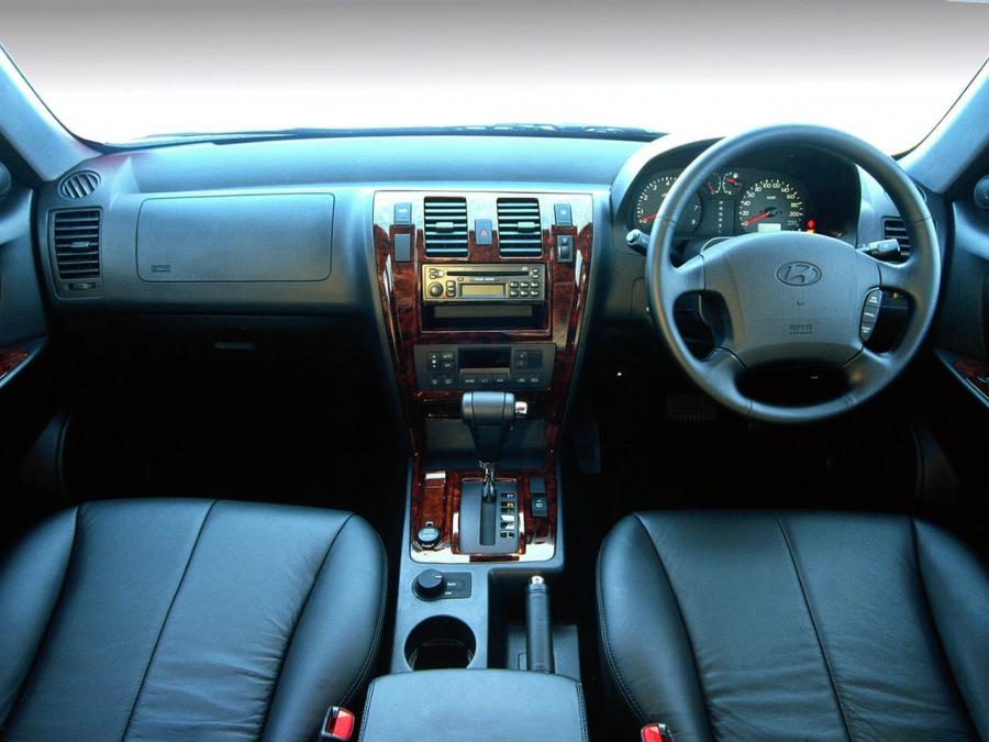  Hyundai Terracan 2001 года  (AU) (фото 2 из 4)